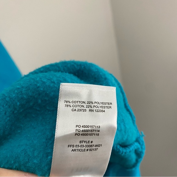 TNA Cozy Fleece Boyfriend Blue‎ Pullover Sweatshirt Woman’s Size Small - Picture 3 of 6